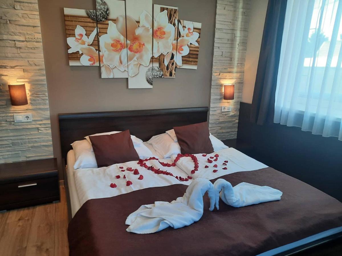 Kek Laguna Wellness Apartmanok 艾格扎洛克 外观 照片