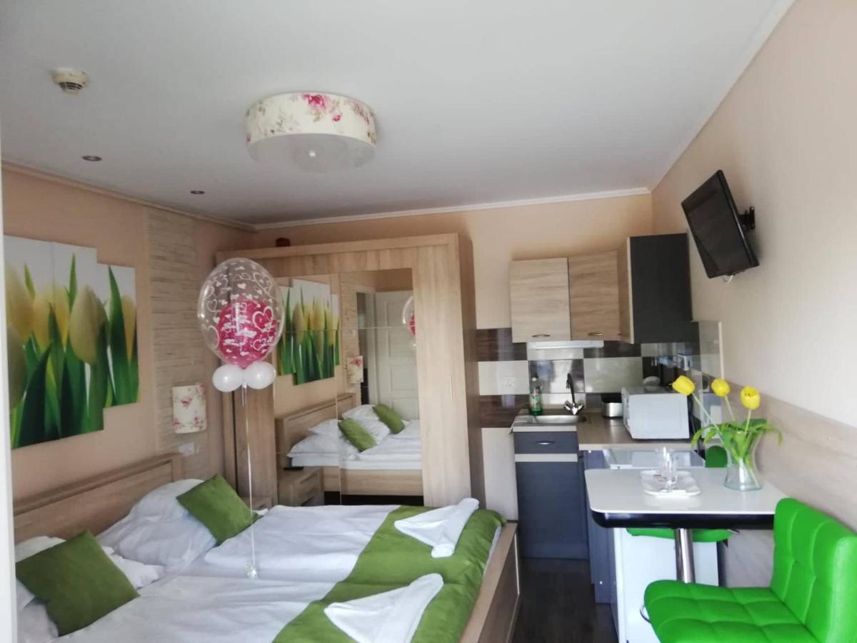 Kek Laguna Wellness Apartmanok 艾格扎洛克 外观 照片