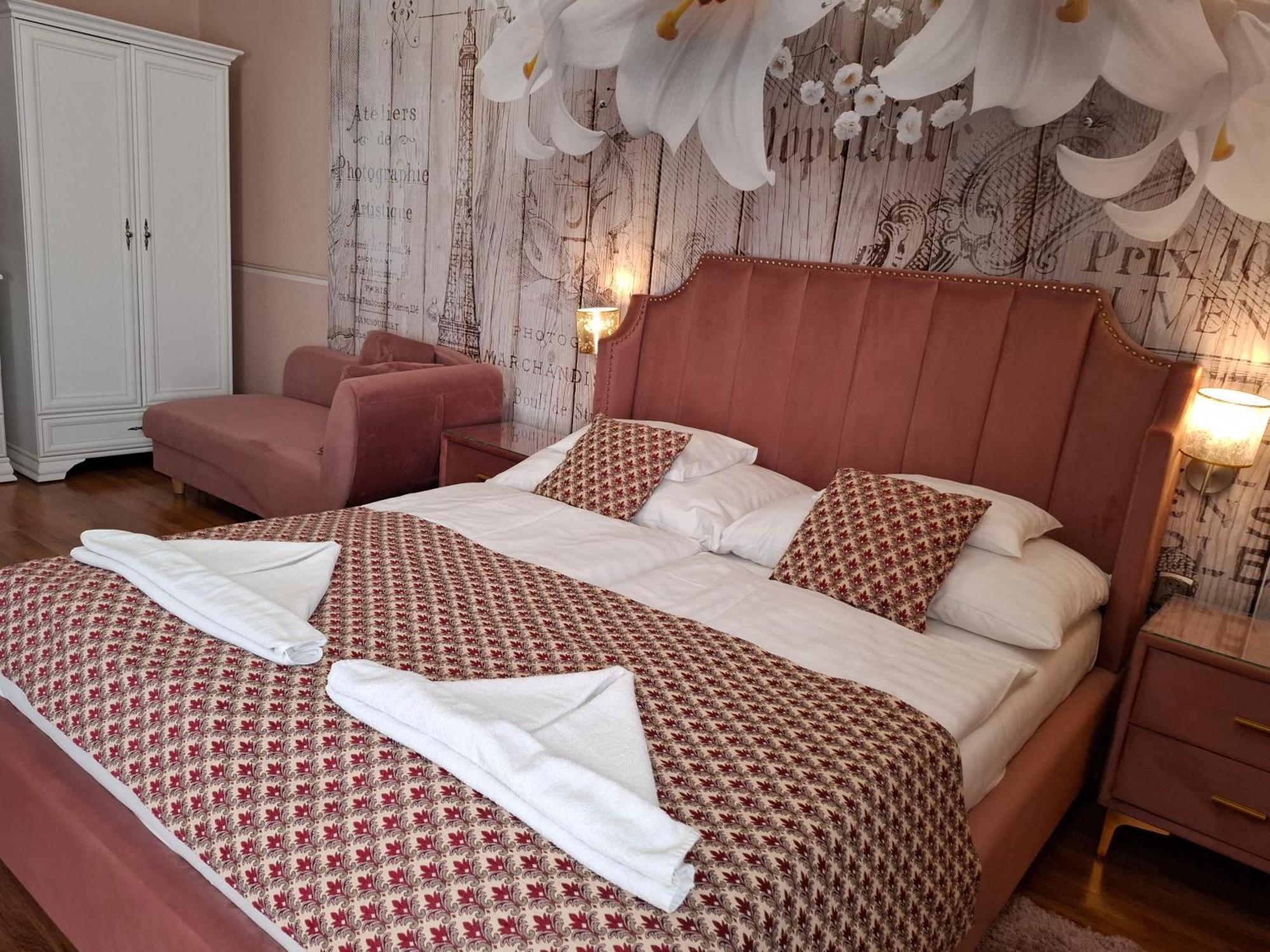Kek Laguna Wellness Apartmanok 艾格扎洛克 外观 照片