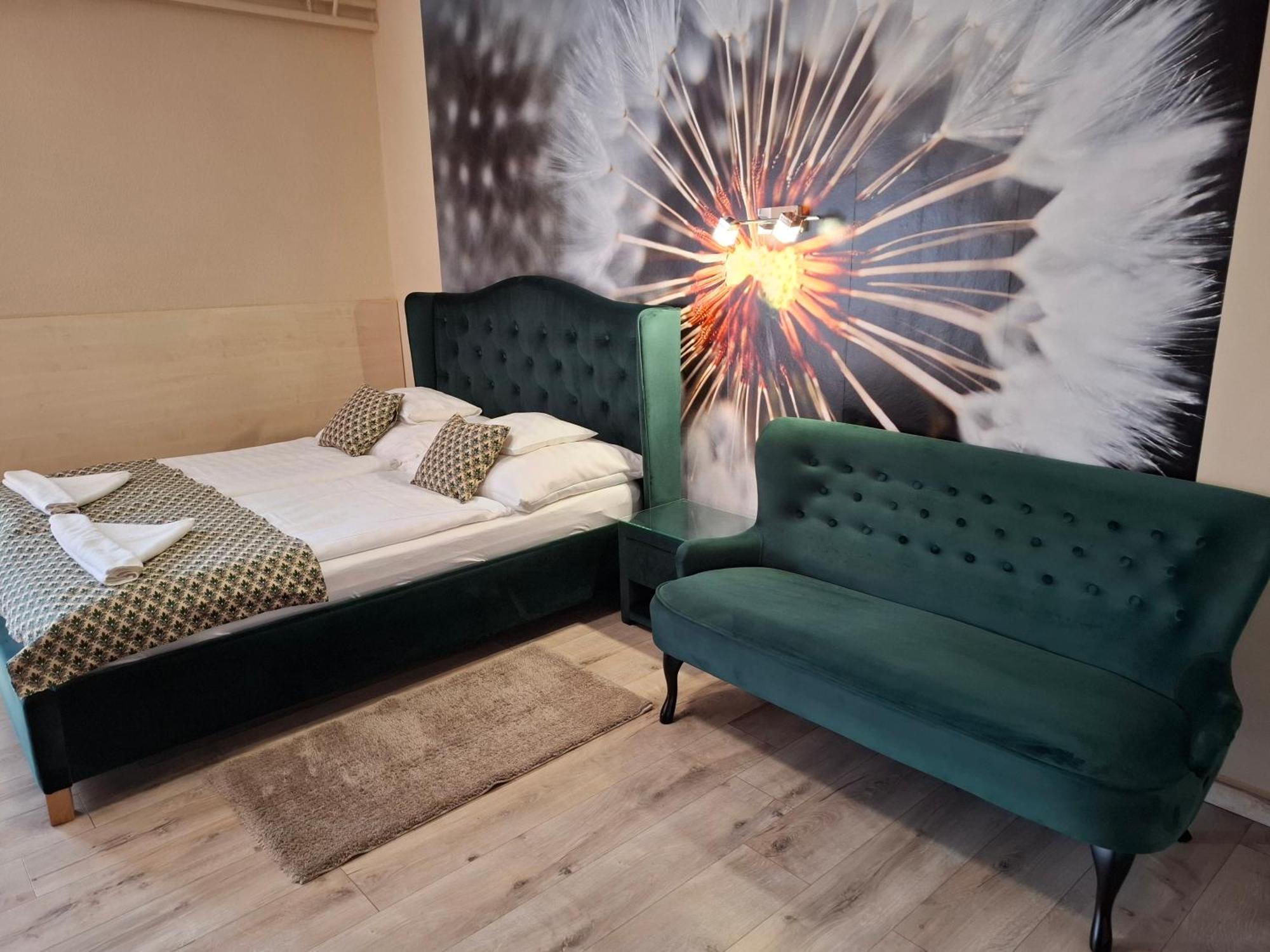 Kek Laguna Wellness Apartmanok 艾格扎洛克 外观 照片